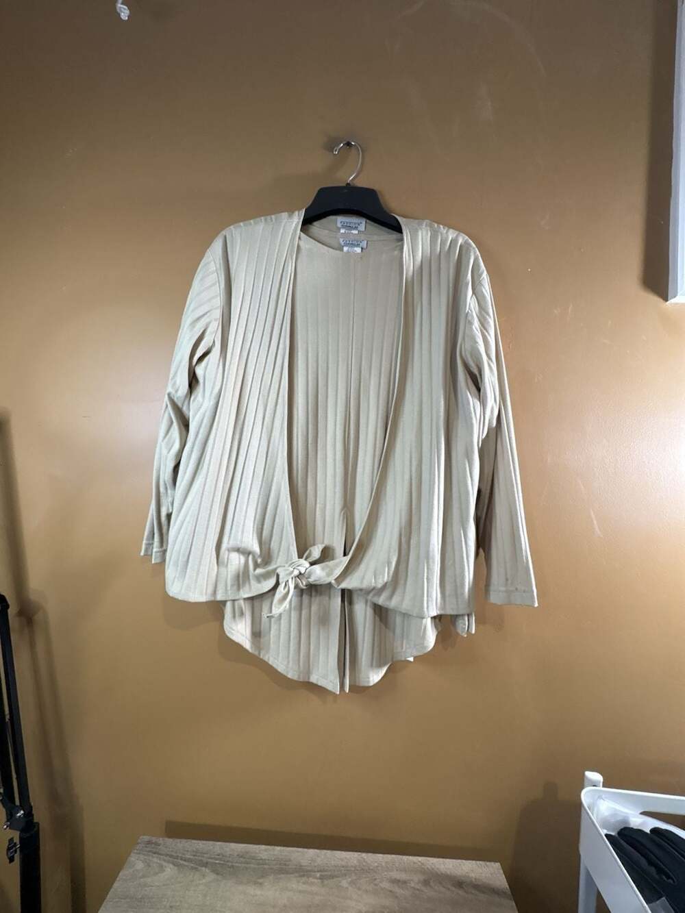 HC1052. Fashion Formulas Beige Ribbed Knit Cardigan and Top Set, Size Large
